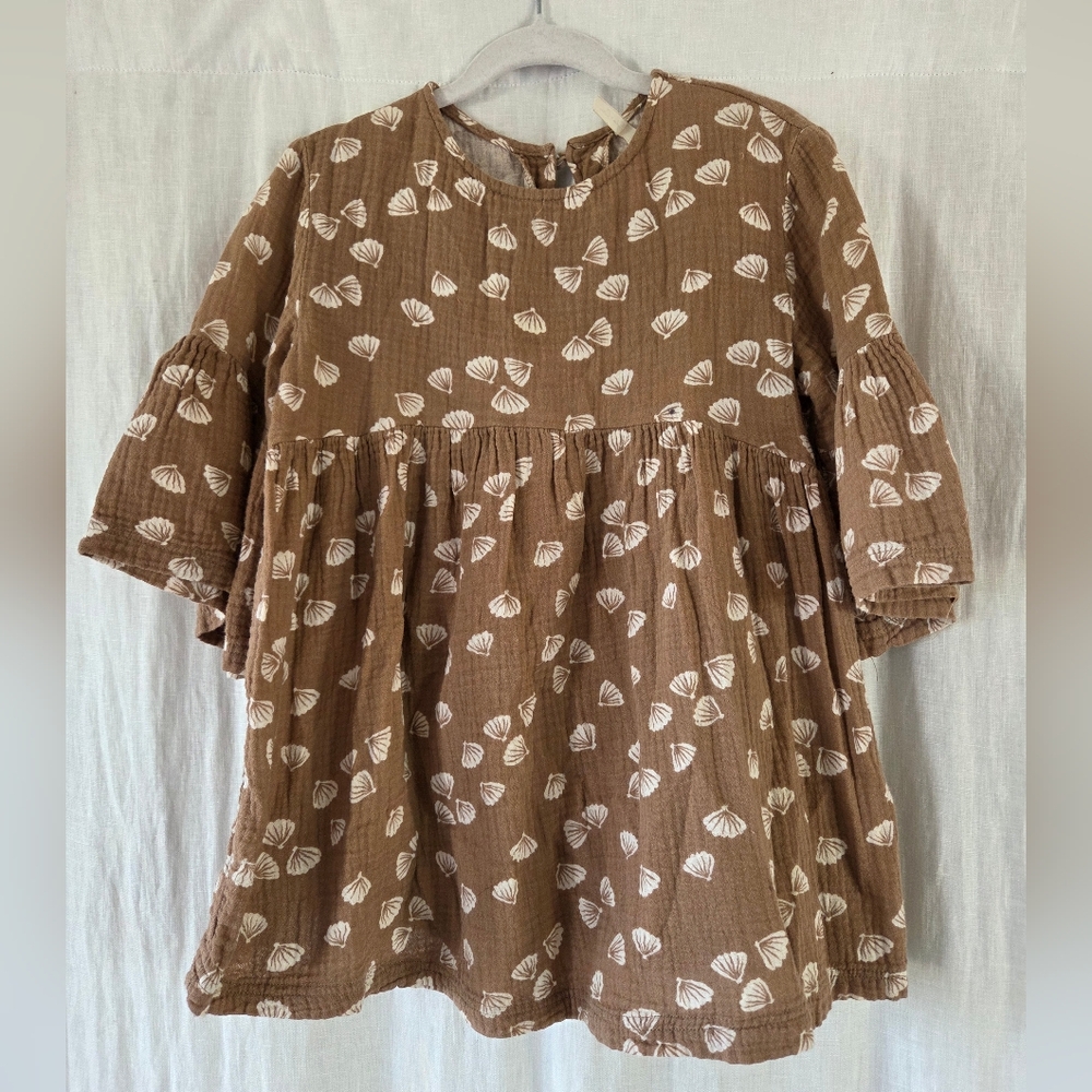 Rylee + Cru | Brown Dress with White Shell Print